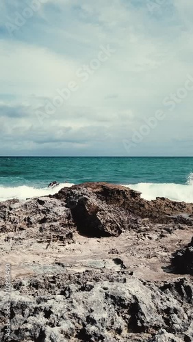 sea and rocks