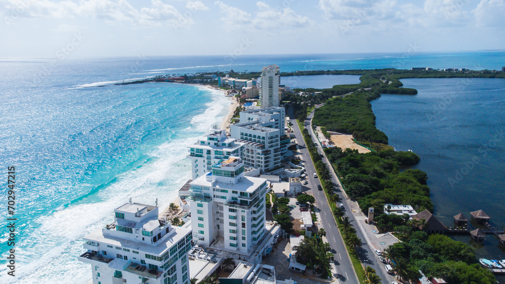 aerial view of beach of cancun mexico zona hotelera - obrazy, fototapety, plakaty 