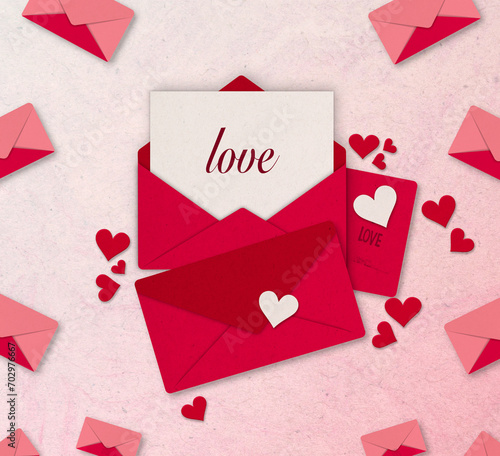 envelope with hearts (ID: 702976667)