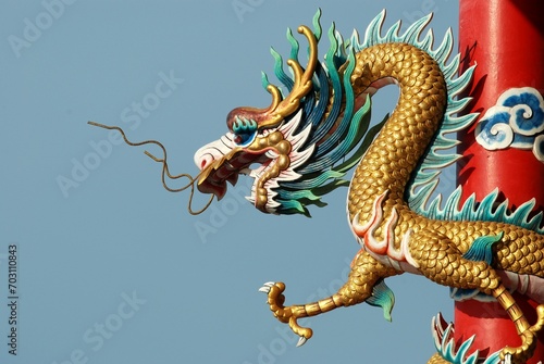 Dragon is a symbol of wealth, wealth and good fortune. It is a belief of the people of China, Taiwan and Thailand.