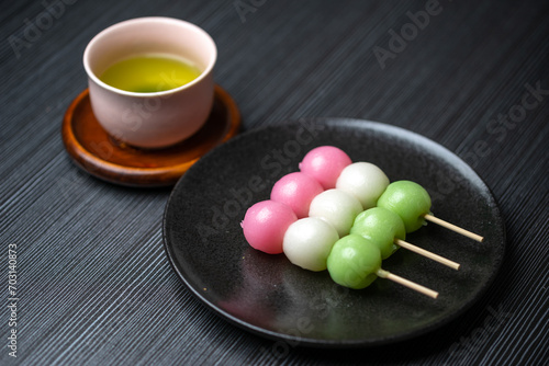 三色団子 日本の甘味 和風イメージ