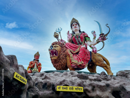 Billede på lærred Statue of Maa Vaishno Devi beautiful image of maa durga with lion sitting with h