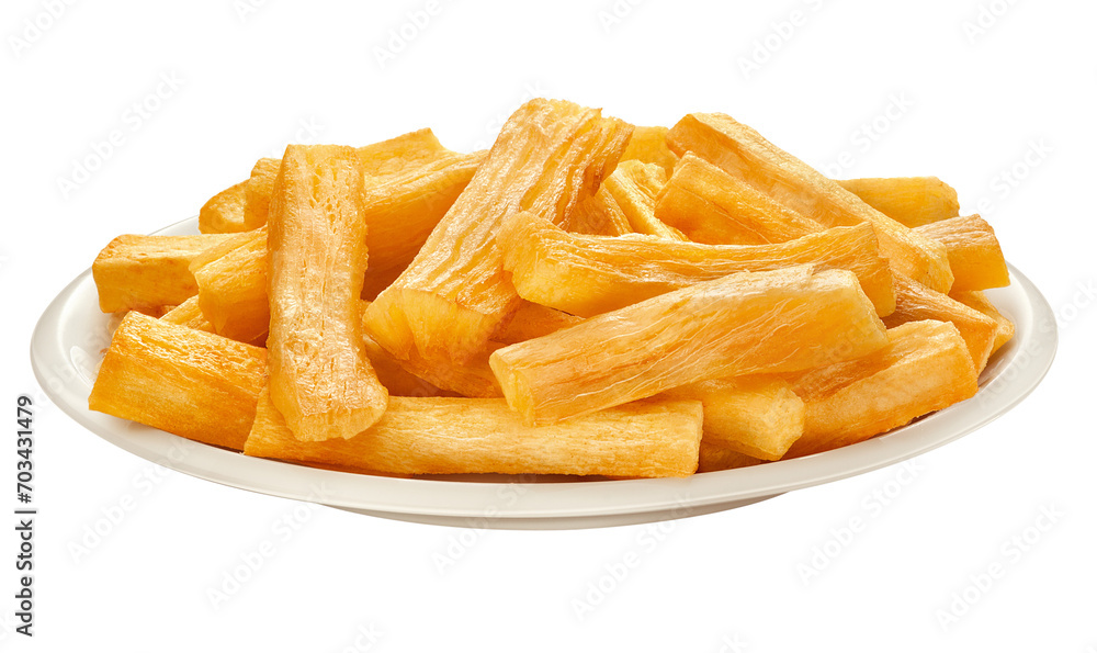 prato com mandioca frita isolado em fundo transparente - porção de aipim frito prato com mandioca frita isolado em fundo transparente - porção de aipim frito