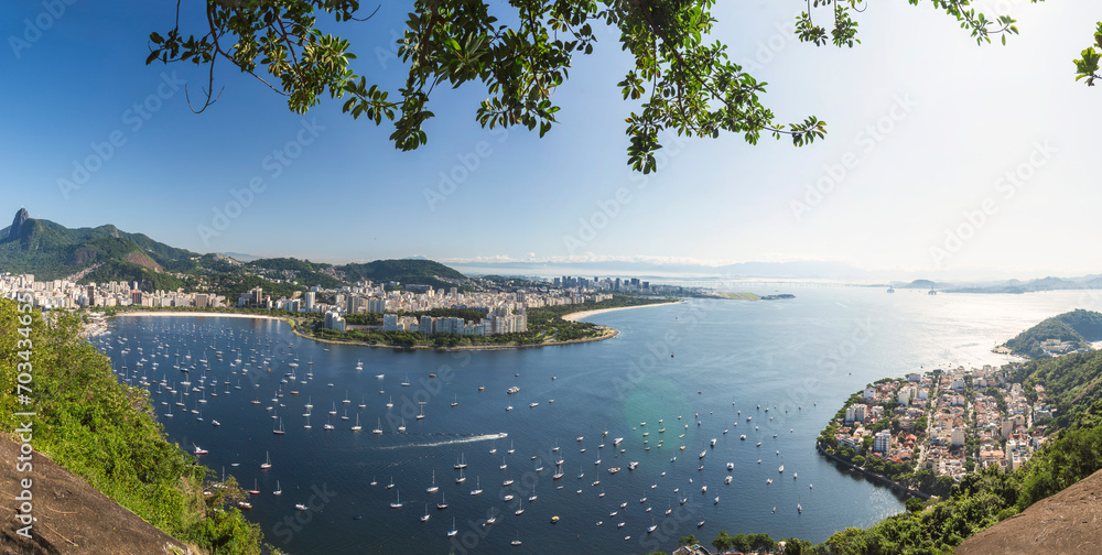 Obraz premium Rio de janeiro, Brazil. Corcovado Mountain and statue of Christ, Urca neighborhood, Flamengo and Botafogo. Guanabara Bay. Santos Dumont Airport and Rio Niterói bridge. 70 megapixels panormaic.
