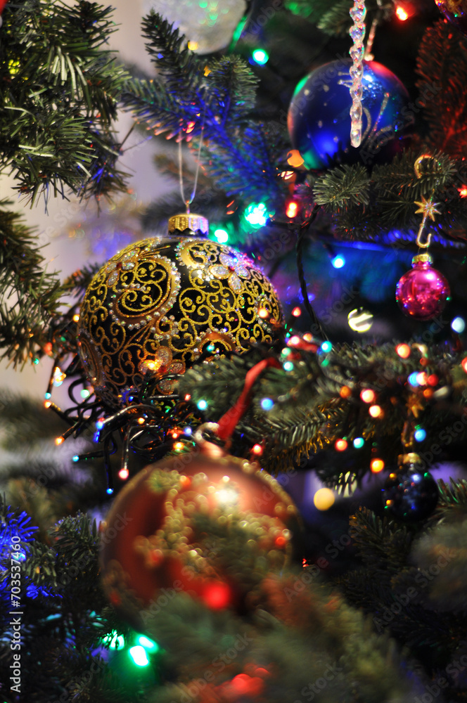 christmas tree decorations with ornaments