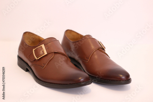 this the picture of men`s formal (dress) executive Shoes © ISFAND
