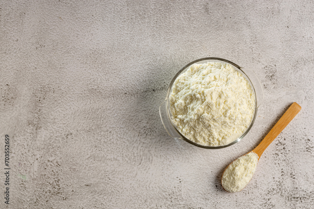 Powdered milk. Portion of granulated milk powder. Powdered milk. Portion of granulated milk powder.