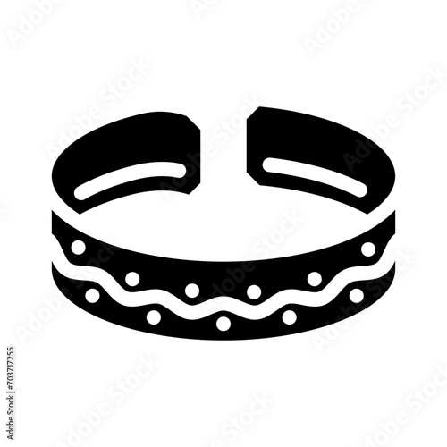 toe ring jewelry glyph icon vector. toe ring jewelry sign. isolated symbol illustration