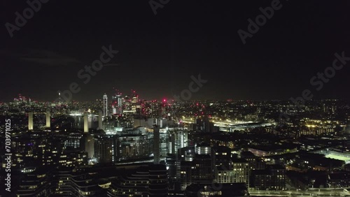 Wallpaper Mural Battersea Power Station, Wandsworth at night Torontodigital.ca
