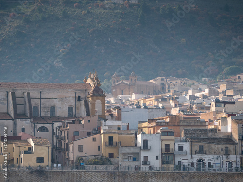 la città di Castellammare del Golfo vista da lontano