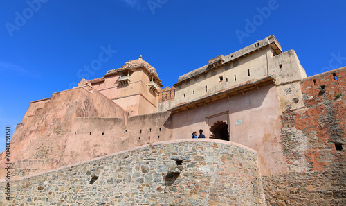 Kumbhal fort or the Great Wall of India, is a Mewar fortress on the westerly range of Aravalli Hills, 48 km from Rajsamand city. Kukmbhalgarh Rajasthan India © Daniel Meunier