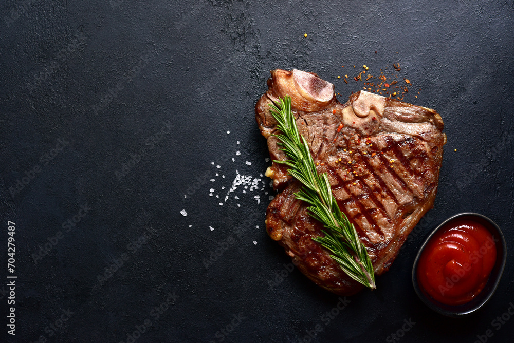  Grilled T-bone beef steak. Top view with copy space. - obrazy, fototapety, plakaty 