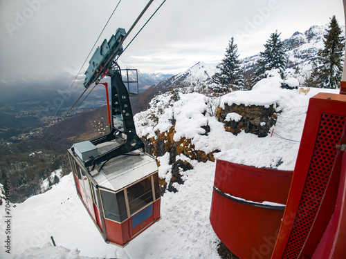 Cable car arrive in Piani di Artavaggio resort photo