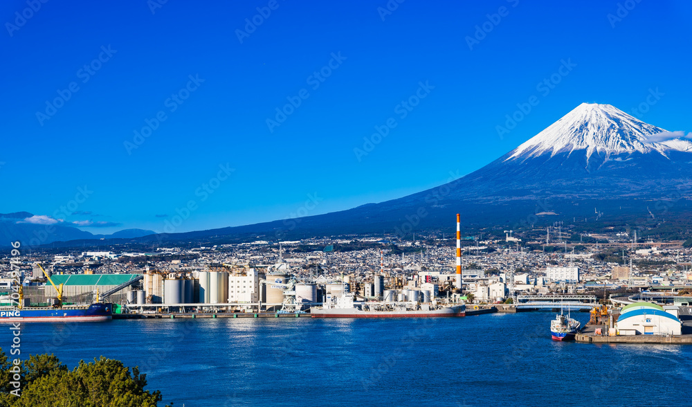 富士山と田子の浦港　ワイド
