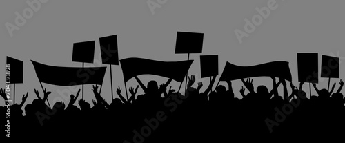 Personengruppe als Silhouette mit Bannern und Tafeln