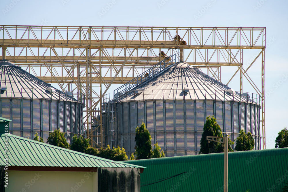 Naklejka premium silo construction