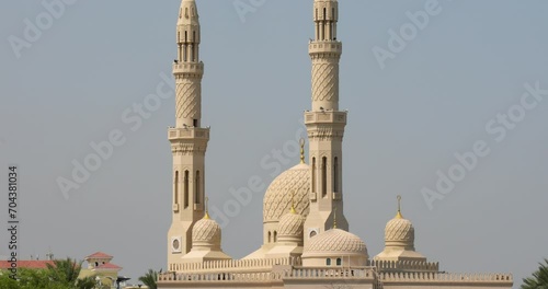 Jumeirah Mosque in Dubai photo