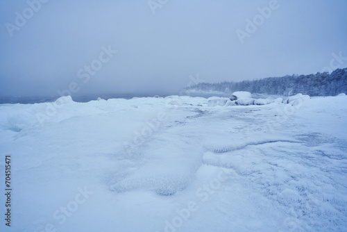 Winterstorm in seashore © PekkaLinna