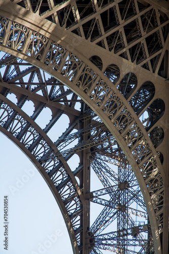 metallic structure of the Eiffel tower