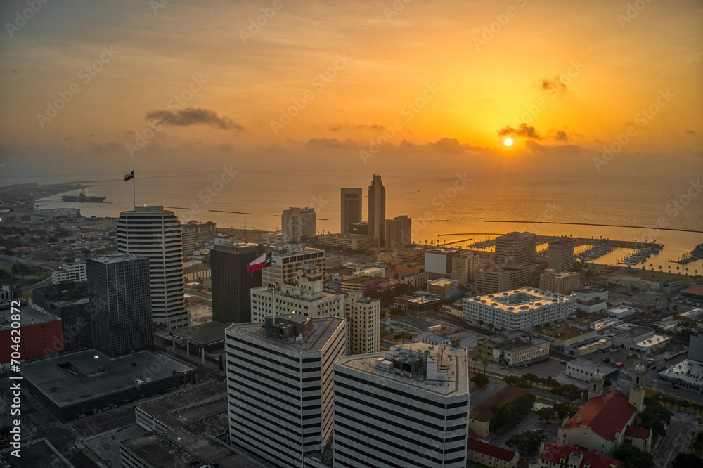 Obraz premium Aerial View of Corpus Chirsti, Texas at Dusk