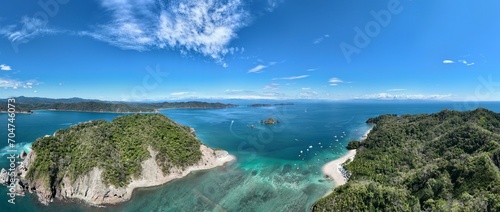 Fototapeta Naklejka Na Ścianę i Meble -  Tropical Tranquility: Capturing the Serene Beauty of Isla Tortuga's Crystal-Clear Waters and Pristine Beaches in Stunning Costa Rica