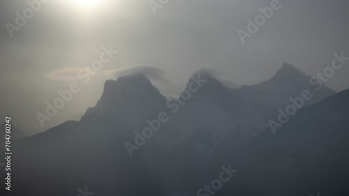 Fototapeta Naklejka Na Ścianę i Meble -  fog over the mountains