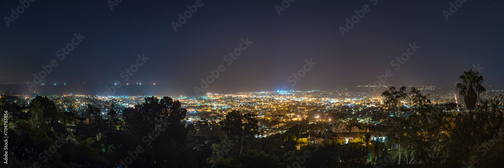 Gigapixel panorama: santa barbara at night
