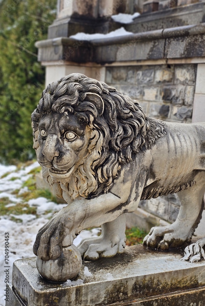Escultura de león