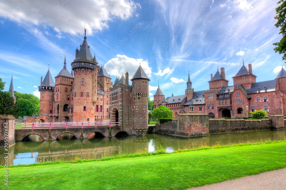 De Haar Castle near Utrecht, Netherlands De Haar Castle near Utrecht, Netherlands