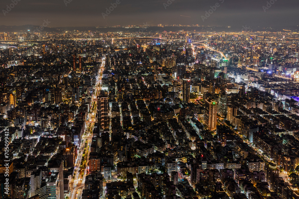 Obraz premium Night view of Taipei city.