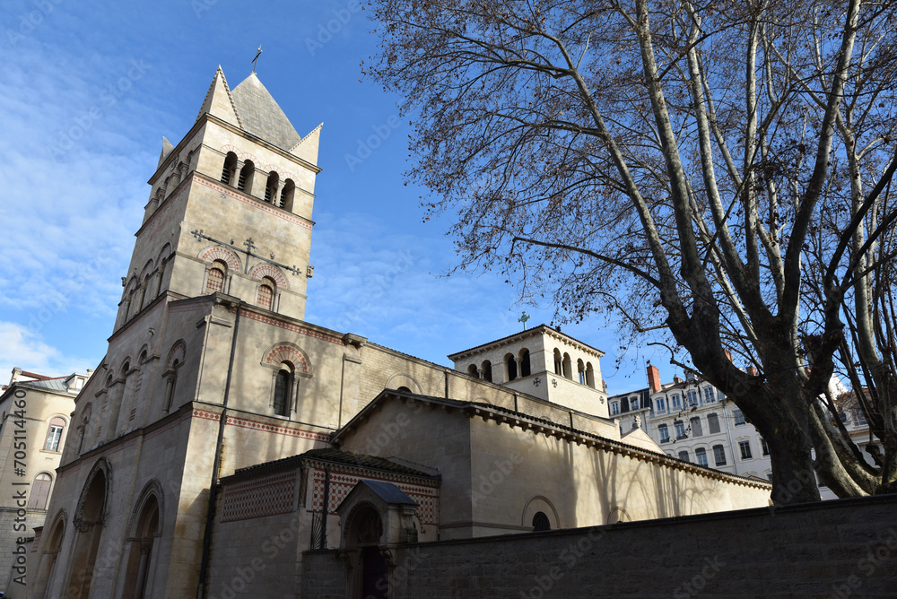 Fototapeta premium Basilique de Saint-Martin d’Ainay à Lyon. France