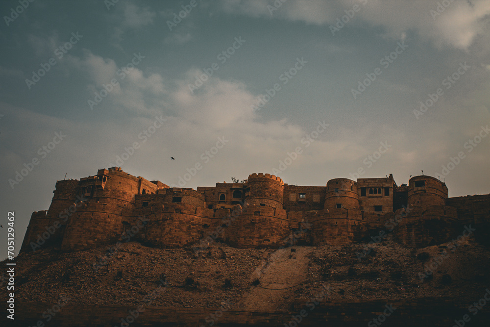 Obraz premium Sunset view of jaisalmer fort