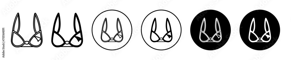 nursing bra flat line icon set. nursing bra Thin line illustration vector - obrazy, fototapety, plakaty 