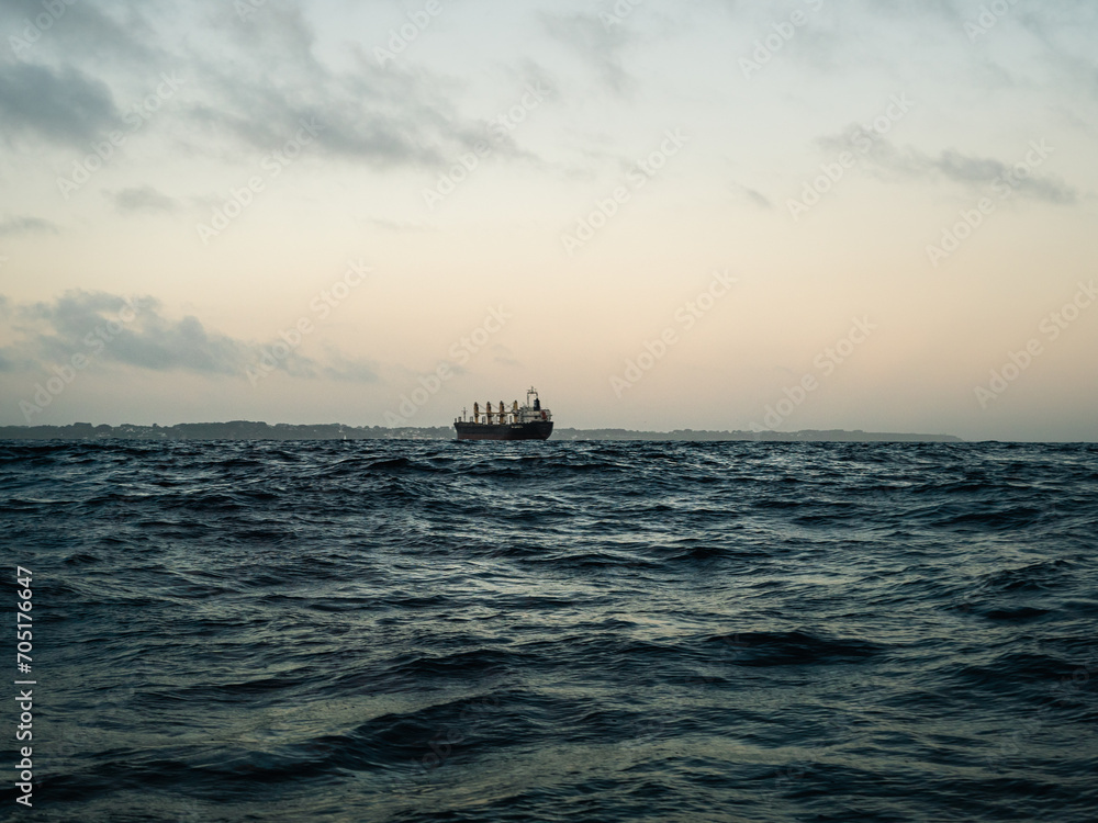 Fototapeta premium Sailing