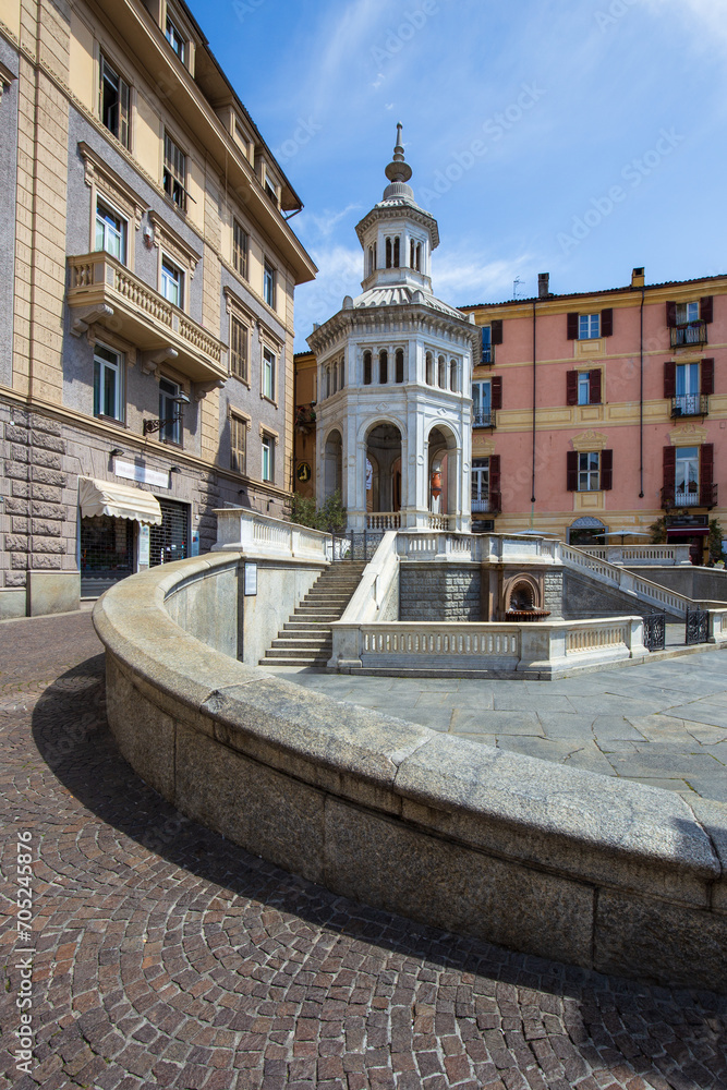 Fontana La Bollente di Acquiterme in Provincia di Alessandria in Piemonte, Italia