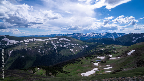 Fototapeta Naklejka Na Ścianę i Meble -  Beautiful landscape of the expansive Rocky Mountains