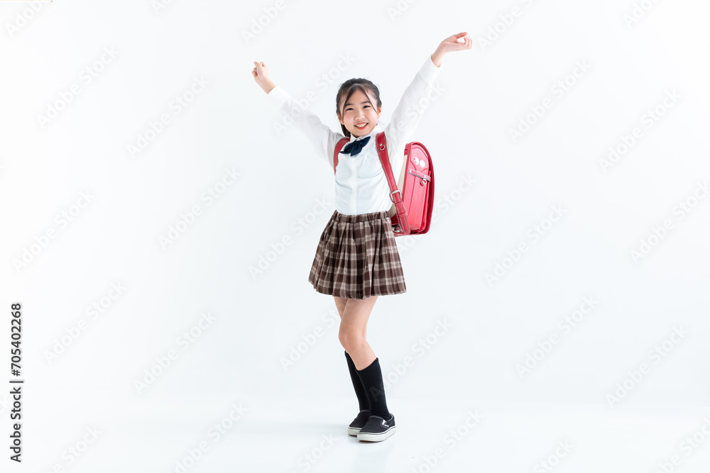 ランドセルを背負った女の子 school bag ランドセルを背負った女の子 school bag