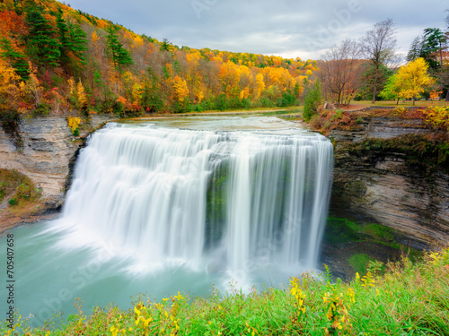 Letchworth State Park Middle falls in  Autumn