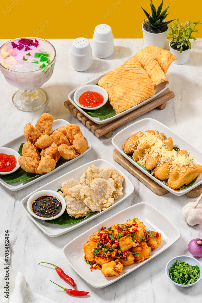 a side dish that is usually called fried food in Indonesia a side dish that is usually called fried food in Indonesia
