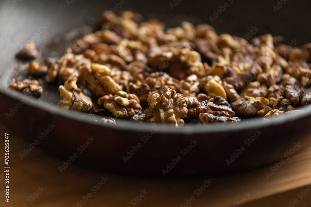 Roasted Walnuts in the Pan - Nutty Aroma and Golden Crunch Roasted Walnuts in the Pan - Nutty Aroma and Golden Crunch