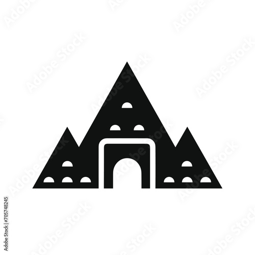 Building simple flat black and white icon logo, reminiscent of Pyramids of Giza, City Modern Silhouette Logo Monochrome.