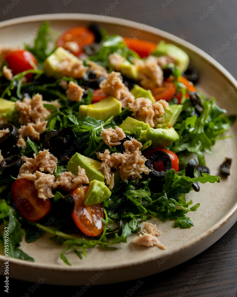 Mediterranean Salad with Tuna Fish, Avocado, and Arugula - Healthy Eating for Weight Loss Mediterranean Salad with Tuna Fish, Avocado, and Arugula - Healthy Eating for Weight Loss