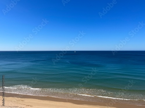 Blue sea horizon, calm sea horizon, clear blue sky © Oksana