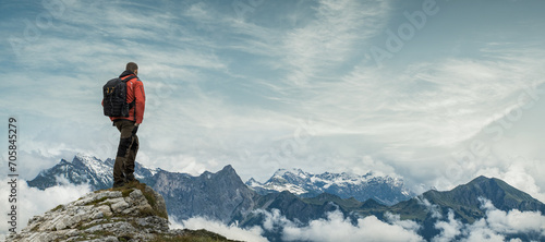 Wanderer in den Alpen © m.mphoto