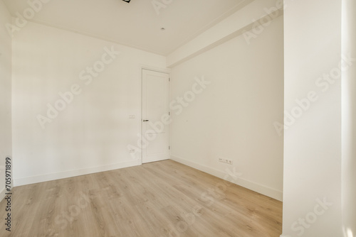 Wallpaper Mural Empty room with white walls and wooden floors Torontodigital.ca