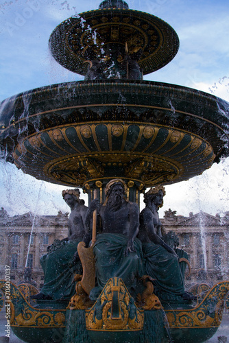 Fuente de los Mares
