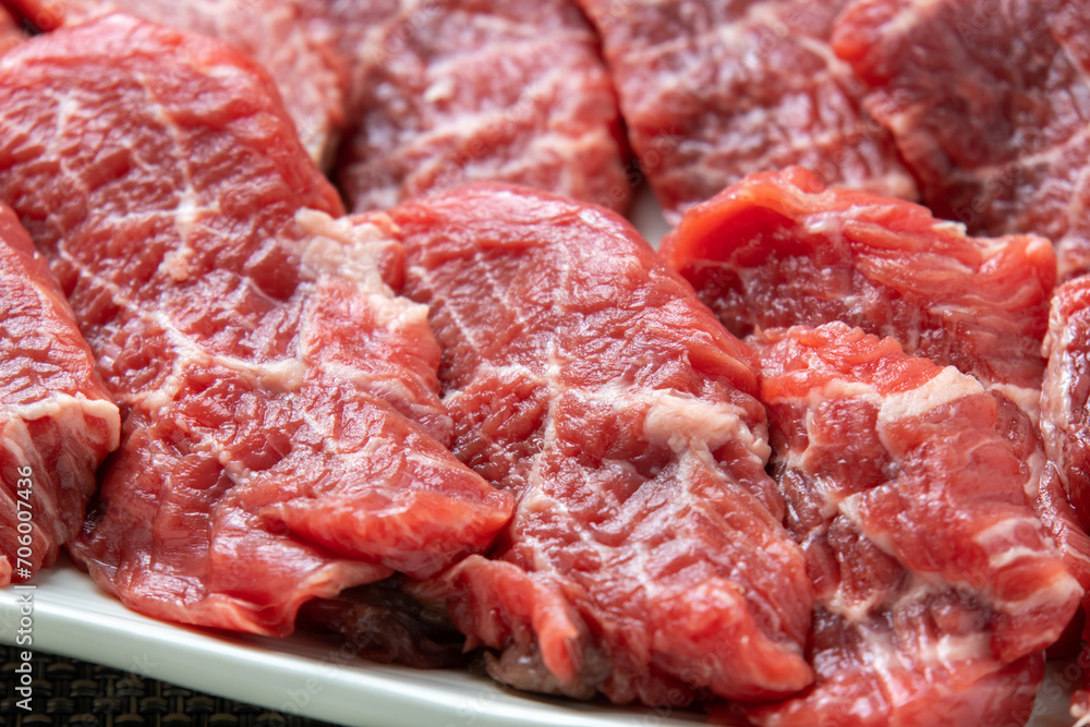 牛肉(モモ焼肉用)。
牛肉(モモ焼肉用)。
