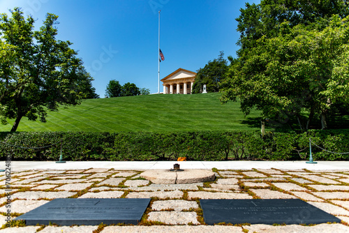 The tomb of President John F. Kennedy with the eternal flame at the Arlington National Military Cemetery memorial in Washington DC, (USA).