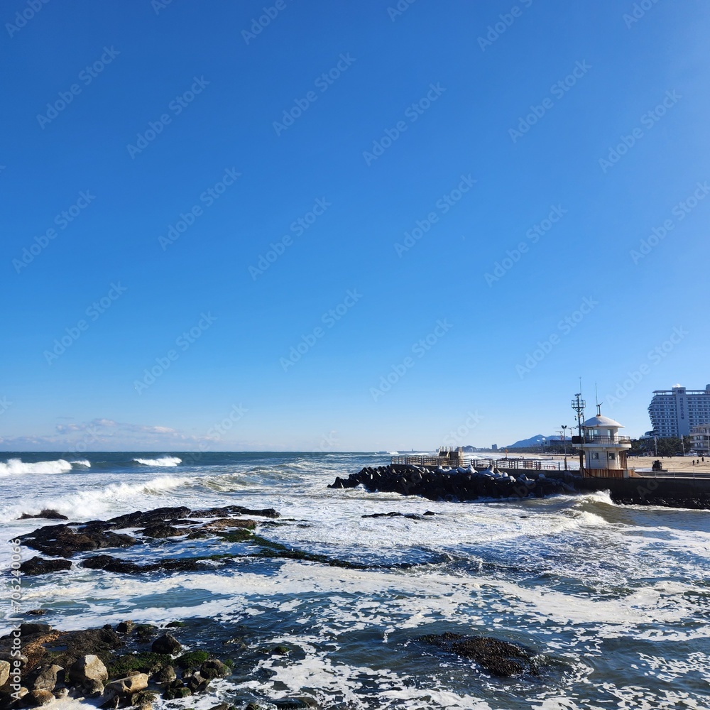 Fototapeta premium lighthouse on the coast of island country
