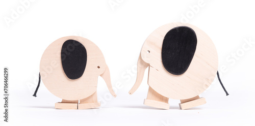 Canvas Print Wooden elephants isolated on white background